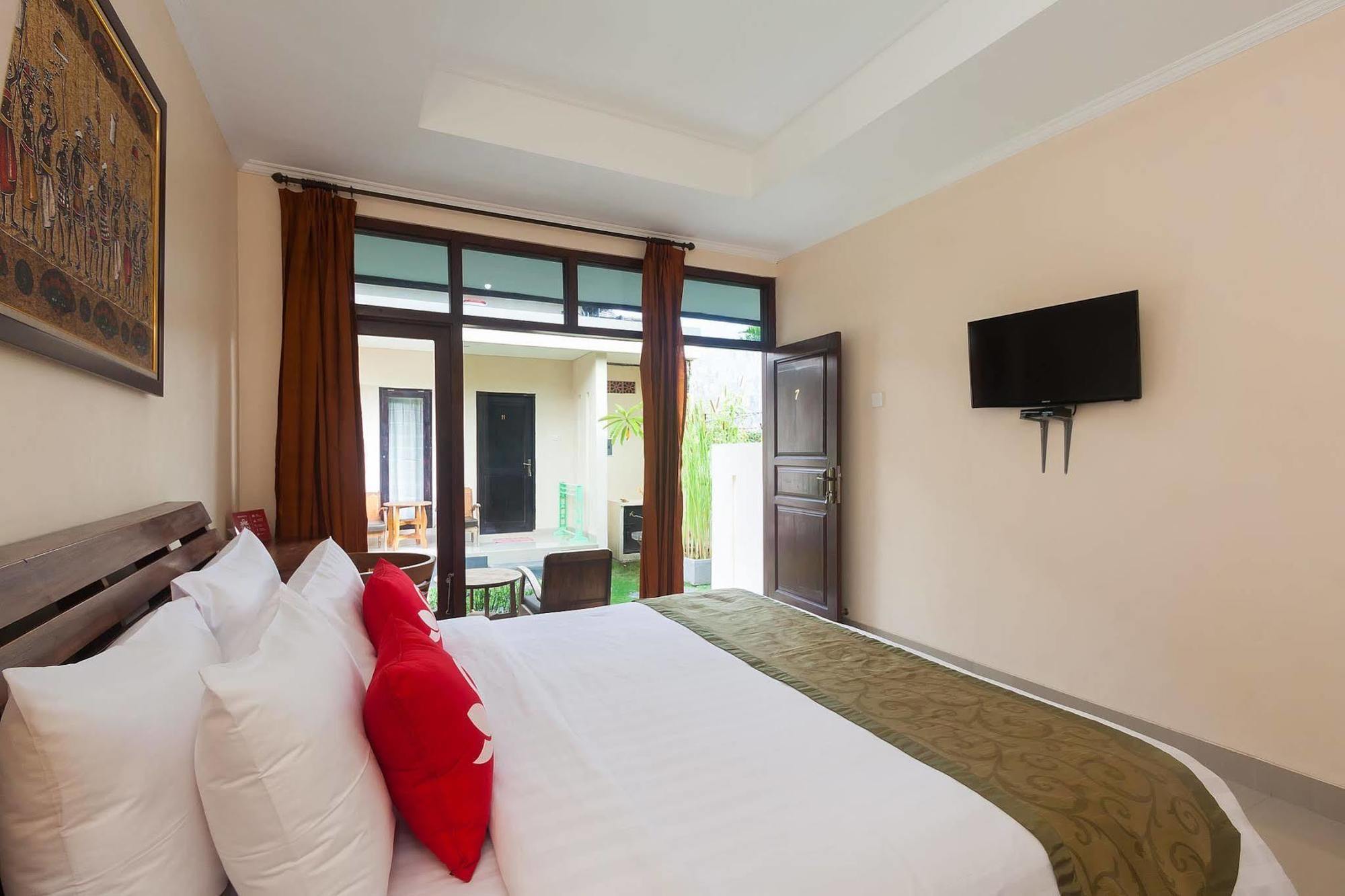 Zen Rooms Sanur Blanjong Sekawaru Exterior photo